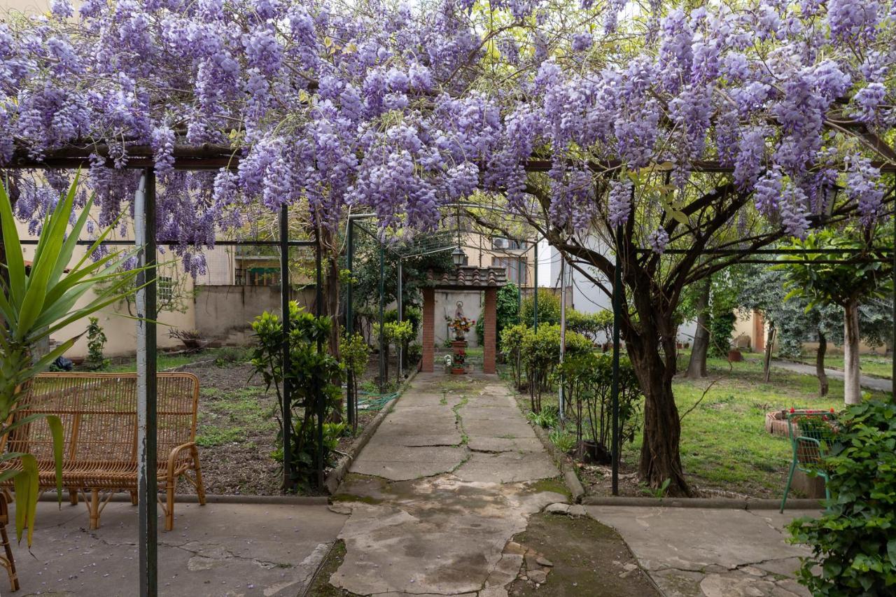 Отель Antica Dimora Sant'Anna Флоренция Экстерьер фото